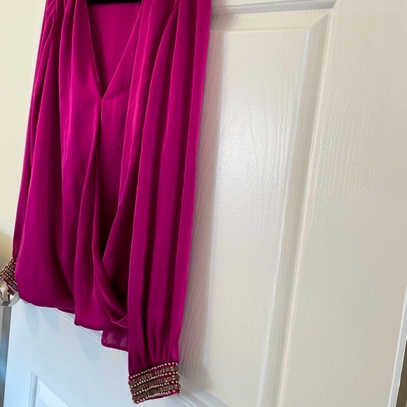 ✨Host Pick✨Silk Wrist Detailed 80’s Style Blouse - Picture 11 of 17